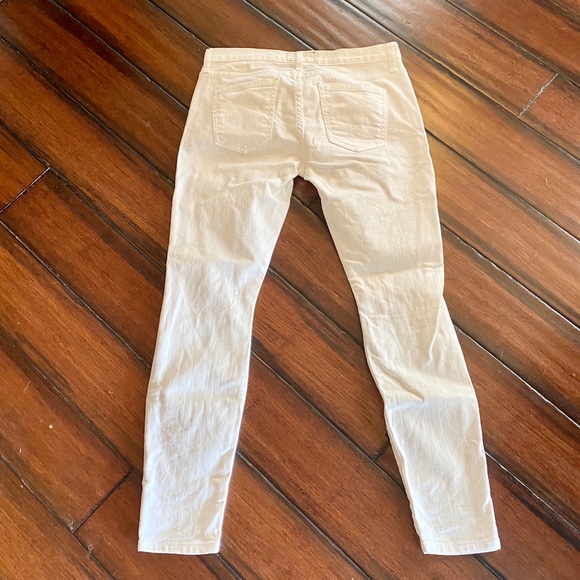 jeans - Picture 9 of 9